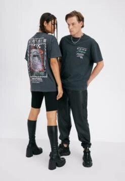 YOURTURN UnisexT-Shirt Con StampaBlack Donna T-shirt E Top YO122O0T1-Q11 -Negozio Online Yourturn Italia 04aa25af342645e68222782adf78c6cd