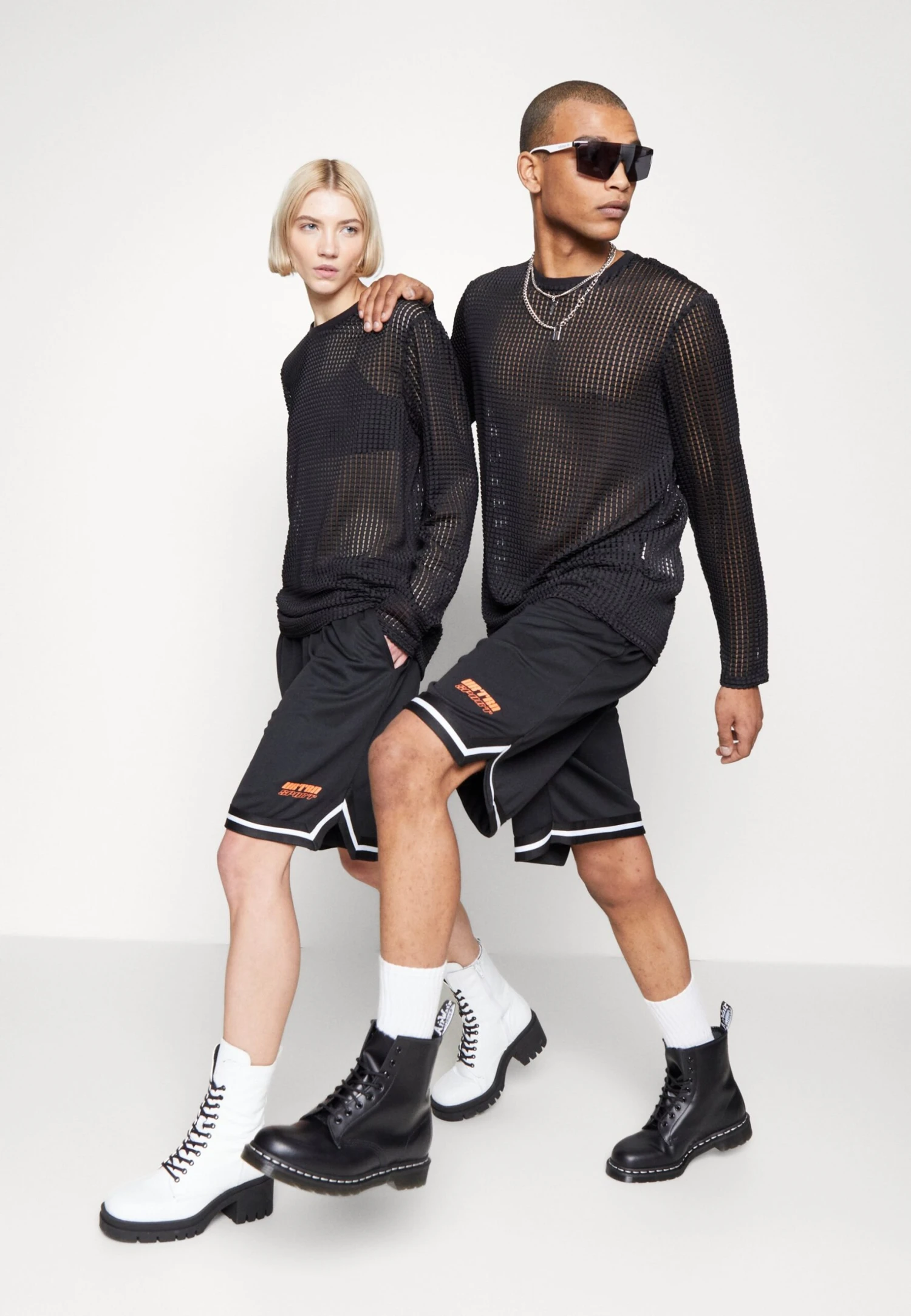 YOURTURN UnisexShortsBlack Donna Shorts YO12100WN-Q11 6 YOURTURN UnisexShortsBlack Donna Shorts YO12100WN-Q11 - immagine 4