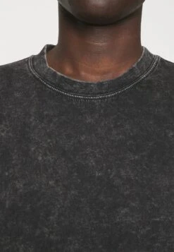 YOURTURN 2 Pack UnisexT-Shirt BasicBlack/Olive Uomo T-shirt E Polo YO121011D-Q11 15 YOURTURN 2 Pack UnisexT-Shirt BasicBlack/Olive Uomo T-shirt E Polo YO121011D-Q11 -Negozio Online Yourturn Italia 05faf3e17cbb4dbf847741db59c8666f