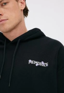 YOURTURN FelpaBlack Uomo Maglieria E Felpe YO121017H-Q11 -Negozio Online Yourturn Italia 08919783faa8482f8ead6a8799b6dbca