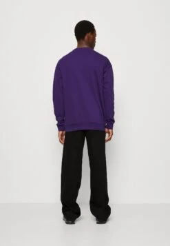 YOURTURN Unisex - Felpa - Purple 10 YOURTURN Unisex - Felpa - Purple -Negozio Online Yourturn Italia 09d8e3c4644d4dc68e3fdf6a6eefd9f3