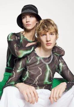 YOURTURN UnisexMaglietta A Manica Lunga Black Uomo T-shirt E Polo YO12100UV-Q11 11 YOURTURN UnisexMaglietta A Manica Lunga Black Uomo T-shirt E Polo YO12100UV-Q11 -Negozio Online Yourturn Italia 11e4b75ba17e4d299ac77c4582f0454d