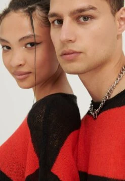 YOURTURN UnisexMaglioneBlack/Red Uomo Maglieria YO122Q053-Q11 9 YOURTURN UnisexMaglioneBlack/Red Uomo Maglieria YO122Q053-Q11 -Negozio Online Yourturn Italia 181fdfe8fdcd456f9b39cee279cac4ad