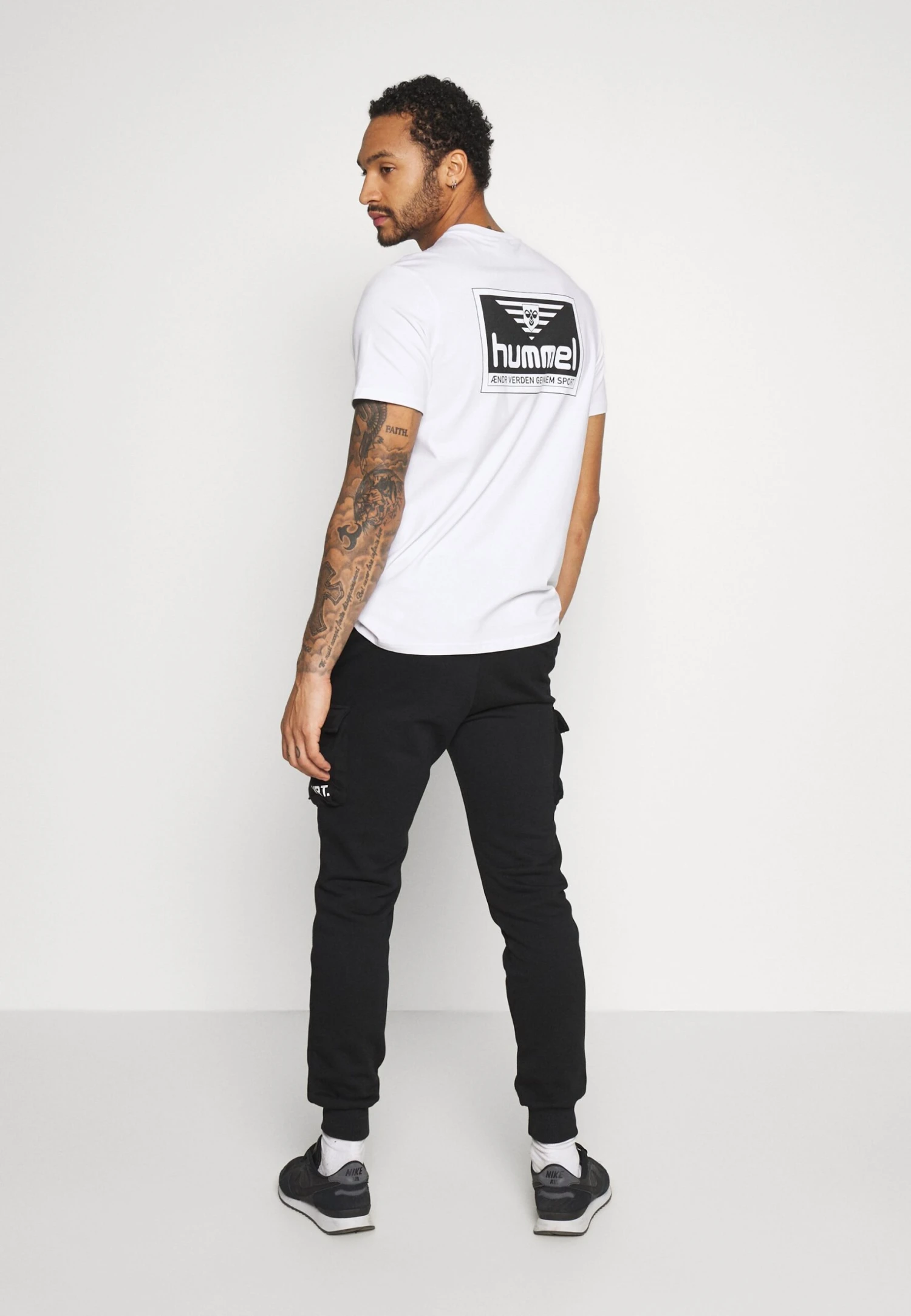 YOURTURN UnisexPantaloni SportiviBlack Donna Pantaloni YO121001T-Q11 5 YOURTURN UnisexPantaloni SportiviBlack Donna Pantaloni YO121001T-Q11 - immagine 3