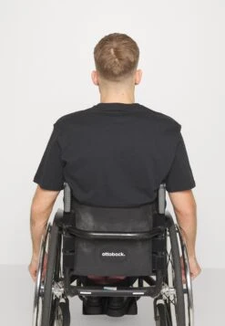 YOURTURN UnisexT-Shirt Con StampaBlack Uomo T-shirt E Polo YO12100OT-Q11 -Negozio Online Yourturn Italia 380ebe713f214c608d500d905c96a94d