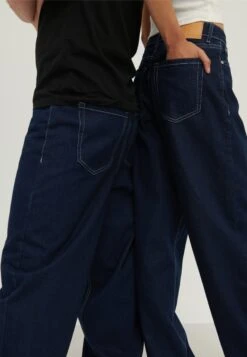 YOURTURN Unisex - Jeans Baggy - Rinsed Denim 11 YOURTURN Unisex - Jeans Baggy - Rinsed Denim -Negozio Online Yourturn Italia 3eba42d452c84b3281dca619c9301187