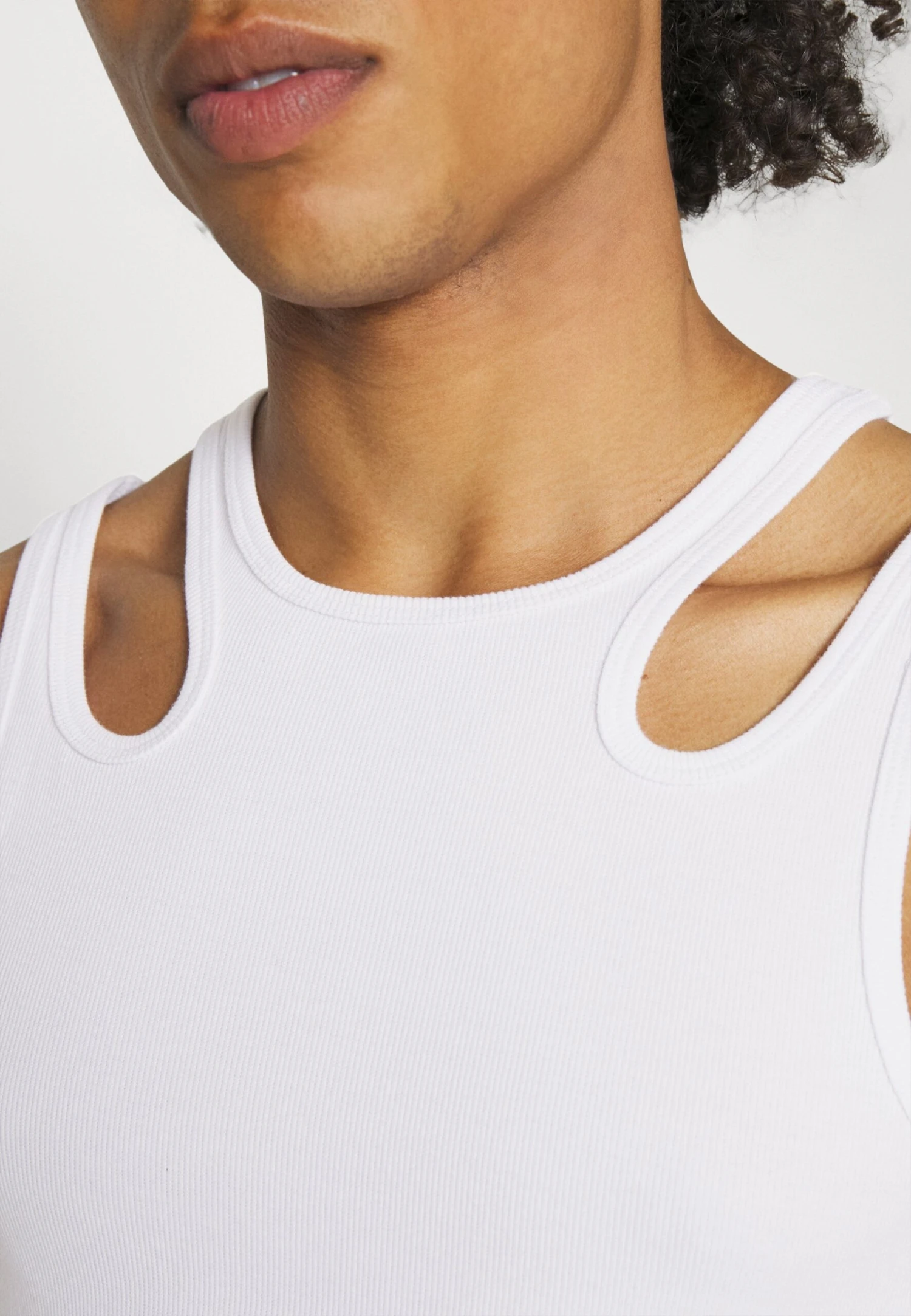 YOURTURN UnisexTopWhite Uomo T-shirt E Polo YO12100ZE-A11 8 YOURTURN UnisexTopWhite Uomo T-shirt E Polo YO12100ZE-A11 - immagine 6