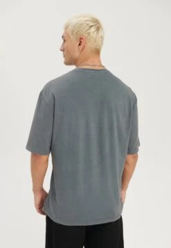 YOURTURN UnisexT-Shirt Con StampaMottled Black Uomo T-shirt E Polo YO121017C-Q11 -Negozio Online Yourturn Italia 4b3fb574cf504229b124e82c5d5fae14