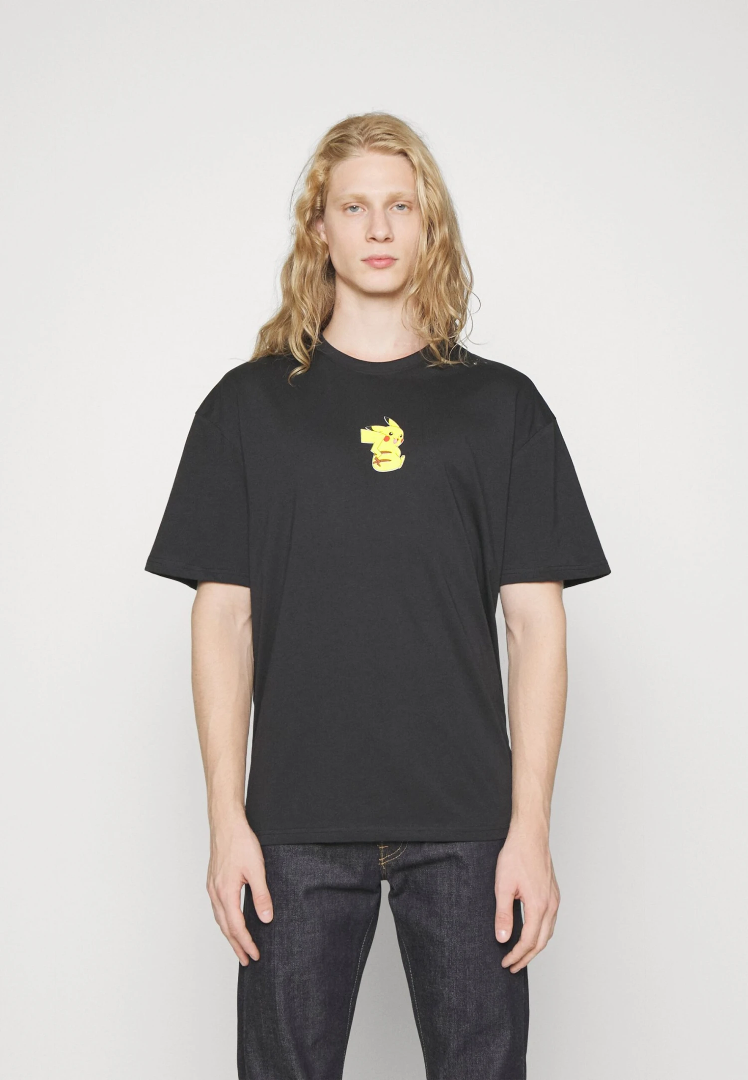 YOURTURN Pokemon Pikachu Unisex - T-Shirt Con Stampa - Black 3 YOURTURN Pokemon Pikachu Unisex - T-Shirt Con Stampa - Black