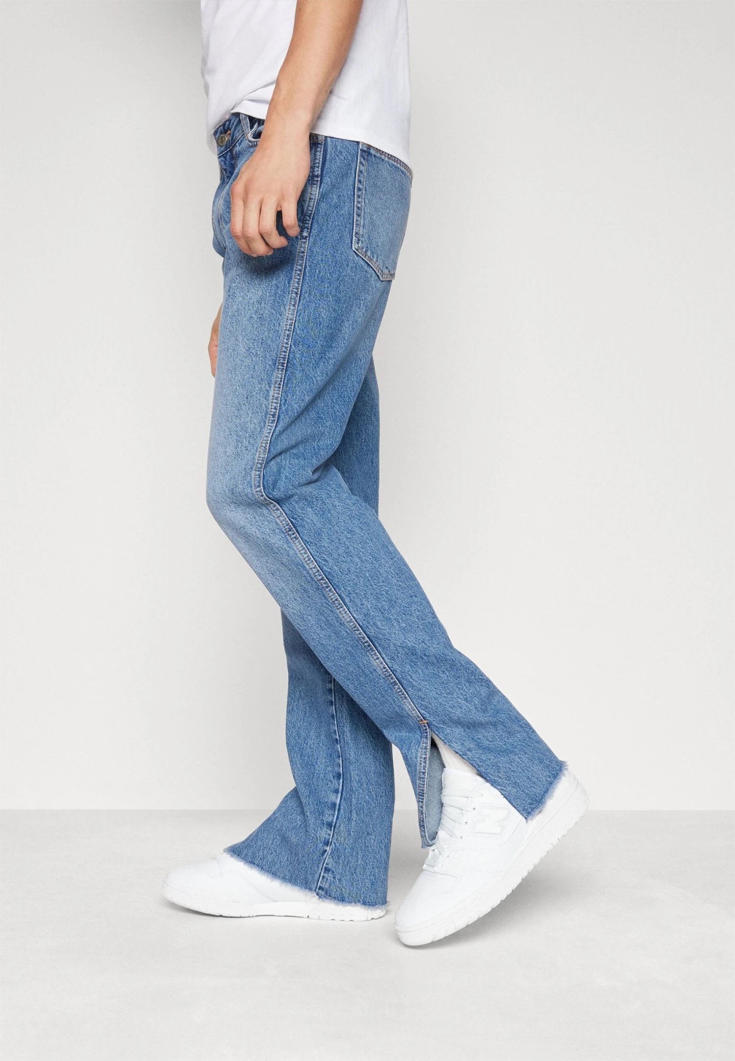 YOURTURN Slim Straight Fit Unisex Jeans A SigarettaLight Blue Denim Donna Jeans YO121014L-K11 6 YOURTURN Slim Straight Fit Unisex Jeans A SigarettaLight Blue Denim Donna Jeans YO121014L-K11 - immagine 4