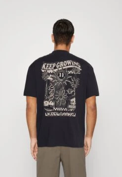 YOURTURN Sun Back Graphic Tee UnisexT-Shirt Con StampaBlack Donna T-shirt E Top YO12100TC-Q11 9 YOURTURN Sun Back Graphic Tee UnisexT-Shirt Con StampaBlack Donna T-shirt E Top YO12100TC-Q11 -Negozio Online Yourturn Italia 5a17aad92ab34ad0a5e0d47c908b6eab