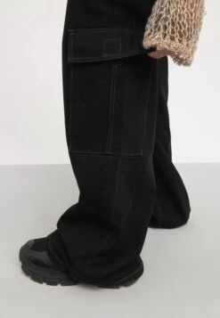 YOURTURN UnisexJeans BaggyBlack Denim Donna Jeans YO121010V-Q11 -Negozio Online Yourturn Italia 66f5387c2aaf4b5e96961ec137ee6af6