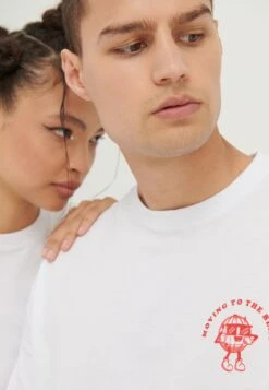 YOURTURN UnisexT-Shirt Con Stampa White Uomo T-shirt E Polo YO121017A-A11 -Negozio Online Yourturn Italia 68363f79f33842f0830795691945e95c