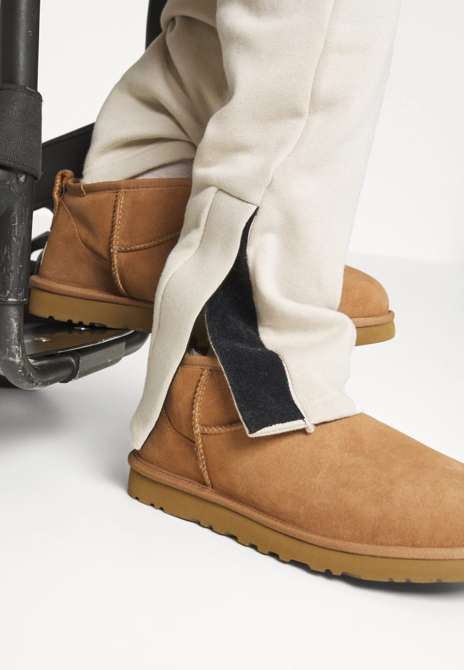 YOURTURN Pantaloni SportiviBeige Uomo Pantaloni YO122E03P-B11 9 YOURTURN Pantaloni SportiviBeige Uomo Pantaloni YO122E03P-B11 - immagine 7