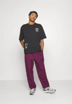 YOURTURN UnisexT-Shirt Con StampaBlack Donna T-shirt E Top YO1210118-Q11 -Negozio Online Yourturn Italia 6ac2f2cddf7a4b1d9dc96b83c30f4d3f