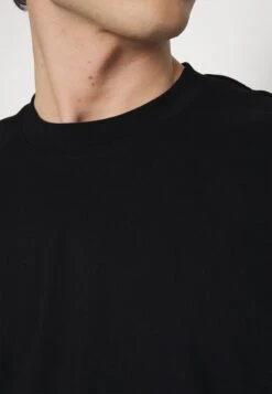 YOURTURN UnisexT-Shirt Con StampaBlack Donna T-shirt E Top YO12100VI-Q11 11 YOURTURN UnisexT-Shirt Con StampaBlack Donna T-shirt E Top YO12100VI-Q11 -Negozio Online Yourturn Italia 6f00537cde1f46e282958b53ac9e7cdf