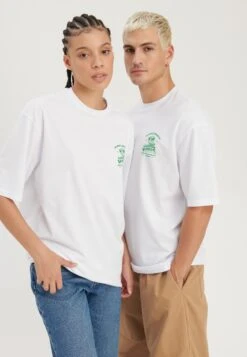 YOURTURN UnisexT-Shirt Con StampaWhite Uomo T-shirt E Polo YO121015Q-A11 12 YOURTURN UnisexT-Shirt Con StampaWhite Uomo T-shirt E Polo YO121015Q-A11 -Negozio Online Yourturn Italia 714b5c62c0d54954b23f62e5aca47c71