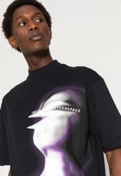 YOURTURN UnisexT-Shirt Con Stampa Black Uomo T-shirt E Polo YO12100NZ-Q11 -Negozio Online Yourturn Italia 71633d781f4e4282bd687c86b02a7fd7