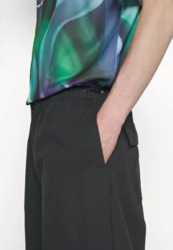 YOURTURN UnisexPantaloni Black Uomo Pantaloni YO12100XK-Q11 -Negozio Online Yourturn Italia 72871b4190784723af7810587e90bf00