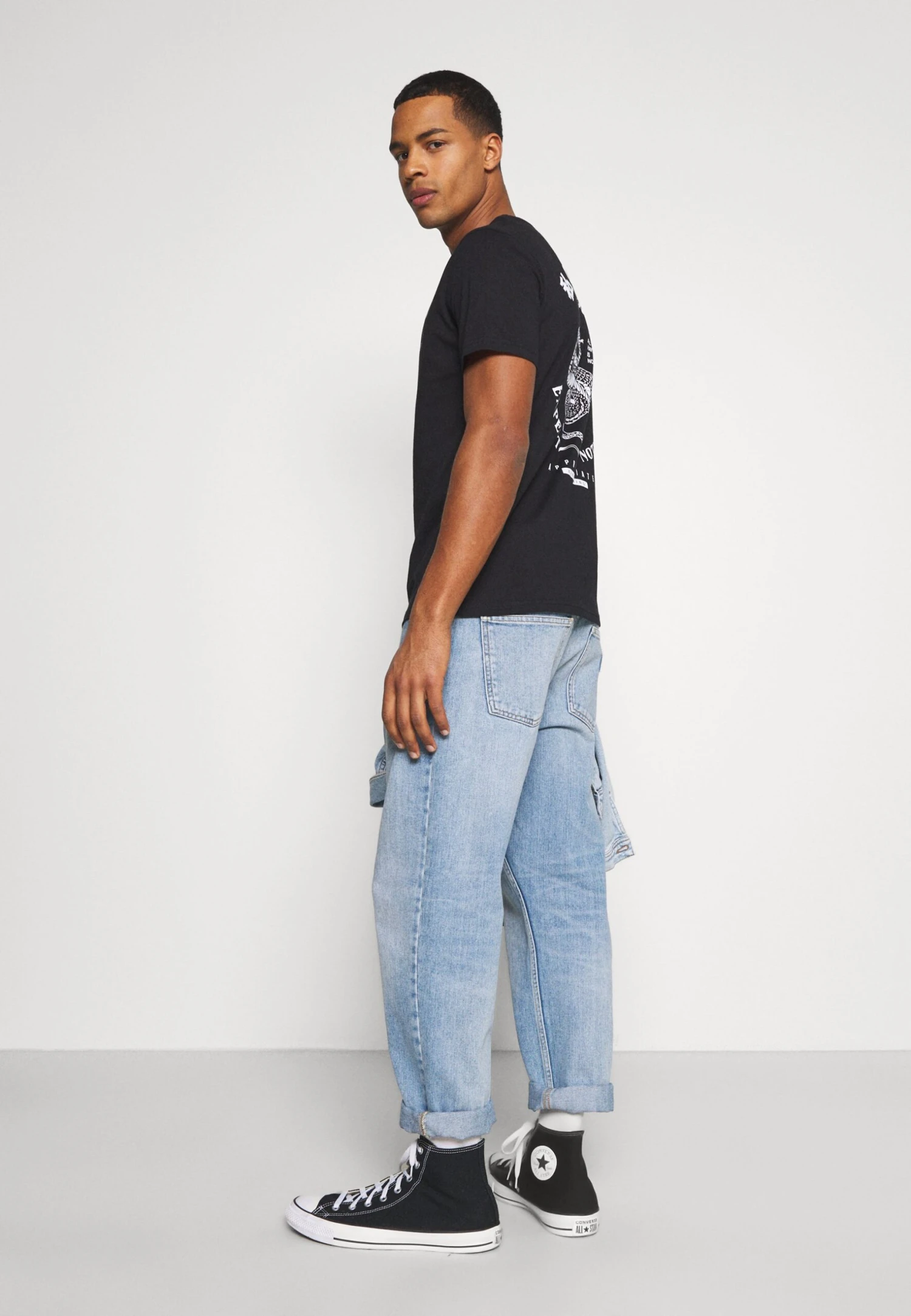 YOURTURN UnisexT-Shirt Con StampaBlack Uomo T-shirt E Polo YO121003G-Q11 7 YOURTURN UnisexT-Shirt Con StampaBlack Uomo T-shirt E Polo YO121003G-Q11 - immagine 5