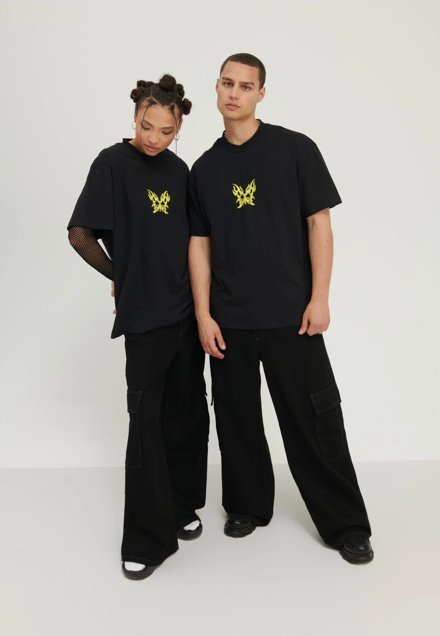 YOURTURN UnisexT-Shirt Con StampaBlack Donna T-shirt E Top YO1210100-Q11 4 YOURTURN UnisexT-Shirt Con StampaBlack Donna T-shirt E Top YO1210100-Q11 - immagine 2