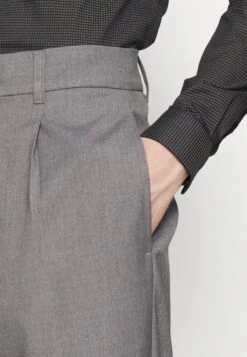 YOURTURN UnisexPantaloniDark Grey Donna Pantaloni YO12100RG-C11 11 YOURTURN UnisexPantaloniDark Grey Donna Pantaloni YO12100RG-C11 -Negozio Online Yourturn Italia 83c2c1542e2c4bd9952d0668df69e3a5