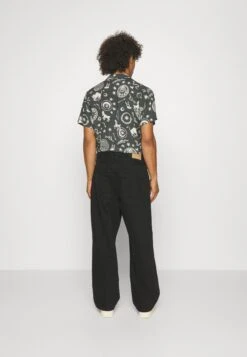 YOURTURN Baggy Jeans Unisex - Jeans Baggy - Black Denim -Negozio Online Yourturn Italia 856524ea1a41478dbf188a3711e8cfe3