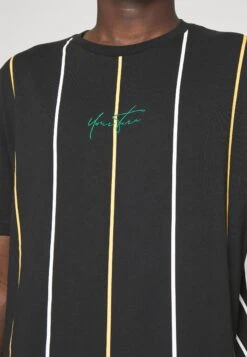 YOURTURN UnisexT-Shirt Con StampaBlack/White Donna T-shirt E Top YO12100CF-Q13 -Negozio Online Yourturn Italia 862749b28147492bad5f45844229e46b