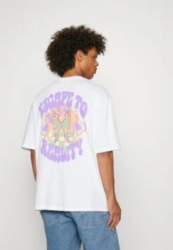 YOURTURN UnisexT-Shirt Con StampaWhite Donna T-shirt E Top YO121011K-A11 -Negozio Online Yourturn Italia 87b71b18311848b6b82b9effc5fbbba5