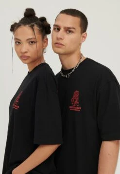 YOURTURN UnisexT-Shirt Con StampaBlack Uomo T-shirt E Polo YO121017D-Q11 -Negozio Online Yourturn Italia 894d132e9cfa43b2aa0e84f04e617fc9