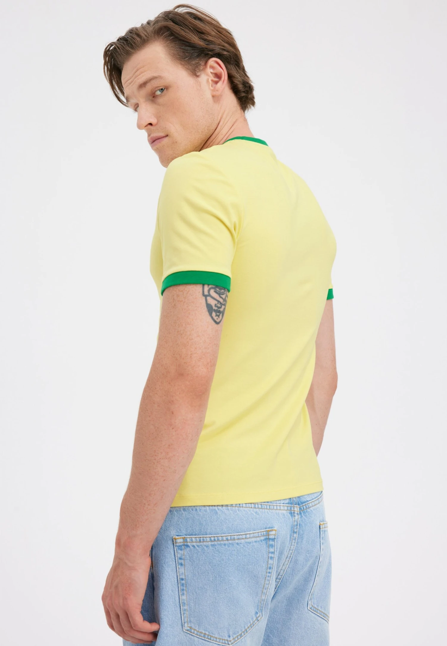 YOURTURN UnisexT-Shirt Con StampaYellow Donna T-shirt E Top YO121015B-E11 5 YOURTURN UnisexT-Shirt Con StampaYellow Donna T-shirt E Top YO121015B-E11 - immagine 3