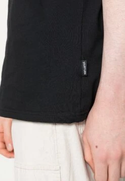 YOURTURN Graphic T-Shirt Beyond UnisexT-Shirt Con StampaBlack Uomo T-shirt E Polo YO12100MD-Q11 -Negozio Online Yourturn Italia 914acf9eb0cf4c74baa0b6ba0726356c