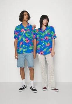 YOURTURN UnisexCamiciaBlue Donna Camicie E Bluse YO12100LF-K11 -Negozio Online Yourturn Italia 95a7de452f504104b56d711e6d9c4bc9