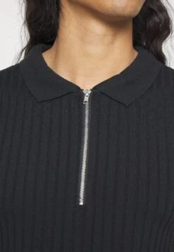 YOURTURN UnisexTopBlack Donna T-shirt E Top YO12100ZQ-Q11 -Negozio Online Yourturn Italia 9852906e1f3c4537bc69a455f9634027