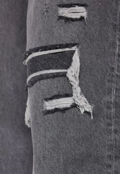 YOURTURN Straight Leg Relaxed UnisexJeans BaggyBlack Denim Donna Jeans YO121014K-Q11 -Negozio Online Yourturn Italia 9c5cc4d0f6cf468398af2b4de9be7fac