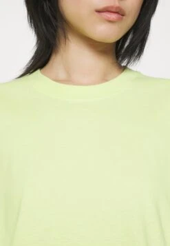 YOURTURN UnisexT-Shirt Con StampaLight Yellow Donna T-shirt E Top YO12100VI-E11 -Negozio Online Yourturn Italia 9d3153dcc2e3418caf7b84bb1de08eee