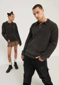 YOURTURN Unisex - Maglione - Grey 9 YOURTURN Unisex - Maglione - Grey -Negozio Online Yourturn Italia 9e42005c1b3a4cb193bcc5b924934ae1