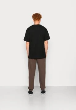 YOURTURN UnisexPantaloni SportiviBrown Donna Pantaloni YO12100NF-O11 -Negozio Online Yourturn Italia 9e6534a6093d49d7a47326122ded782d