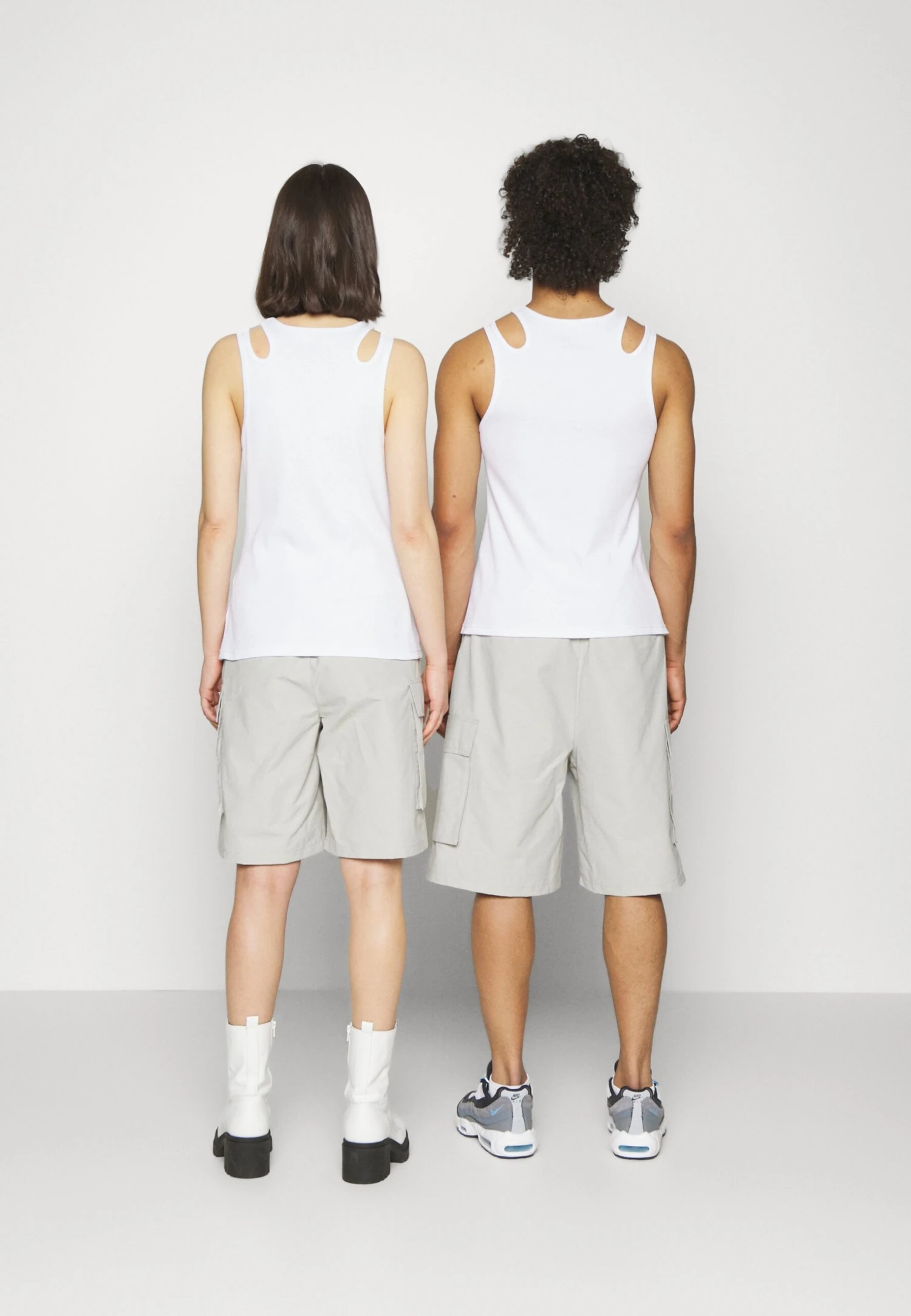 YOURTURN Unisex - Shorts - Light Grey 5 YOURTURN Unisex - Shorts - Light Grey - immagine 3