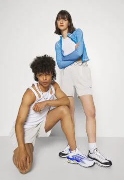 YOURTURN Unisex - Pantaloni Sportivi -Light Grey 11 YOURTURN Unisex - Pantaloni Sportivi -Light Grey -Negozio Online Yourturn Italia ae3b32b8d5694440862d1cb6ec9e162d