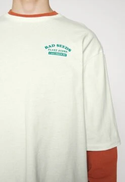 YOURTURN UnisexT-Shirt Con StampaOffwhite Uomo T-shirt E Polo YO12100NA-A11 -Negozio Online Yourturn Italia b029b4b610384a5d87dea26f124d929b