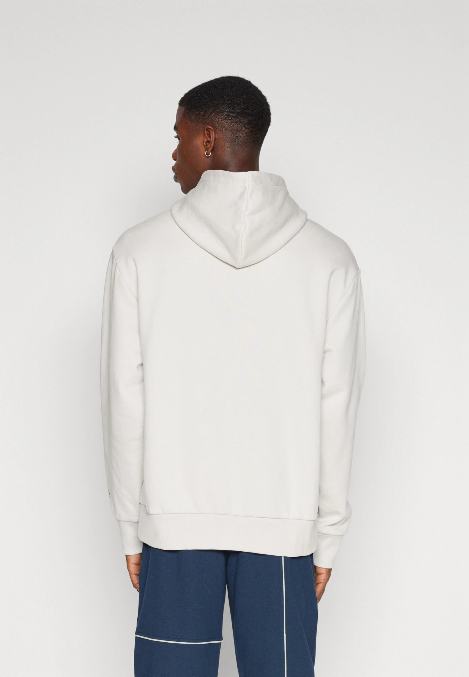 YOURTURN Love Hoodie UnisexFelpaOff-White Donna Felpe YO1210140-A11 5 YOURTURN Love Hoodie UnisexFelpaOff-White Donna Felpe YO1210140-A11 - immagine 3