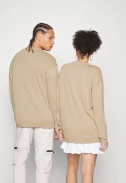 YOURTURN Crewneck With A FlowerMaglioneBeige Uomo Maglieria YO12100PZ-B11 -Negozio Online Yourturn Italia c702416734614d469508f76616d3466f