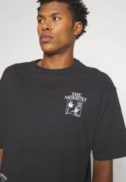 YOURTURN UnisexT-Shirt Con StampaBlack Donna T-shirt E Top YO1210118-Q11 -Negozio Online Yourturn Italia c8e79e8b0ade4a0582e54699419f9b20