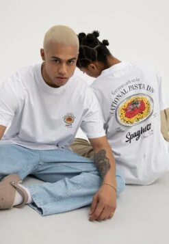 YOURTURN UnisexT-Shirt Con StampaWhite Uomo T-shirt E Polo YO1210108-A11 12 YOURTURN UnisexT-Shirt Con StampaWhite Uomo T-shirt E Polo YO1210108-A11 -Negozio Online Yourturn Italia c97ed8905bc14a45bf63aa6ca7257f67