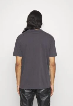 YOURTURN UnisexT-Shirt Con StampaBlack Uomo T-shirt E Polo YO1210110-Q11 -Negozio Online Yourturn Italia ceb542e9cfde4f379bceef6454956d06