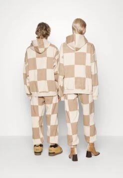 YOURTURN UnisexPantaloni SportiviBeige Uomo Pantaloni YO12100V4-B11 -Negozio Online Yourturn Italia cf69707f579243a1b1a81a42fc59ce0e