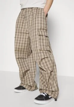 YOURTURN Unisex - Pantaloni Cargo - Beige -Negozio Online Yourturn Italia dbbfdf0ead0f4db1b1f67218d08d4376