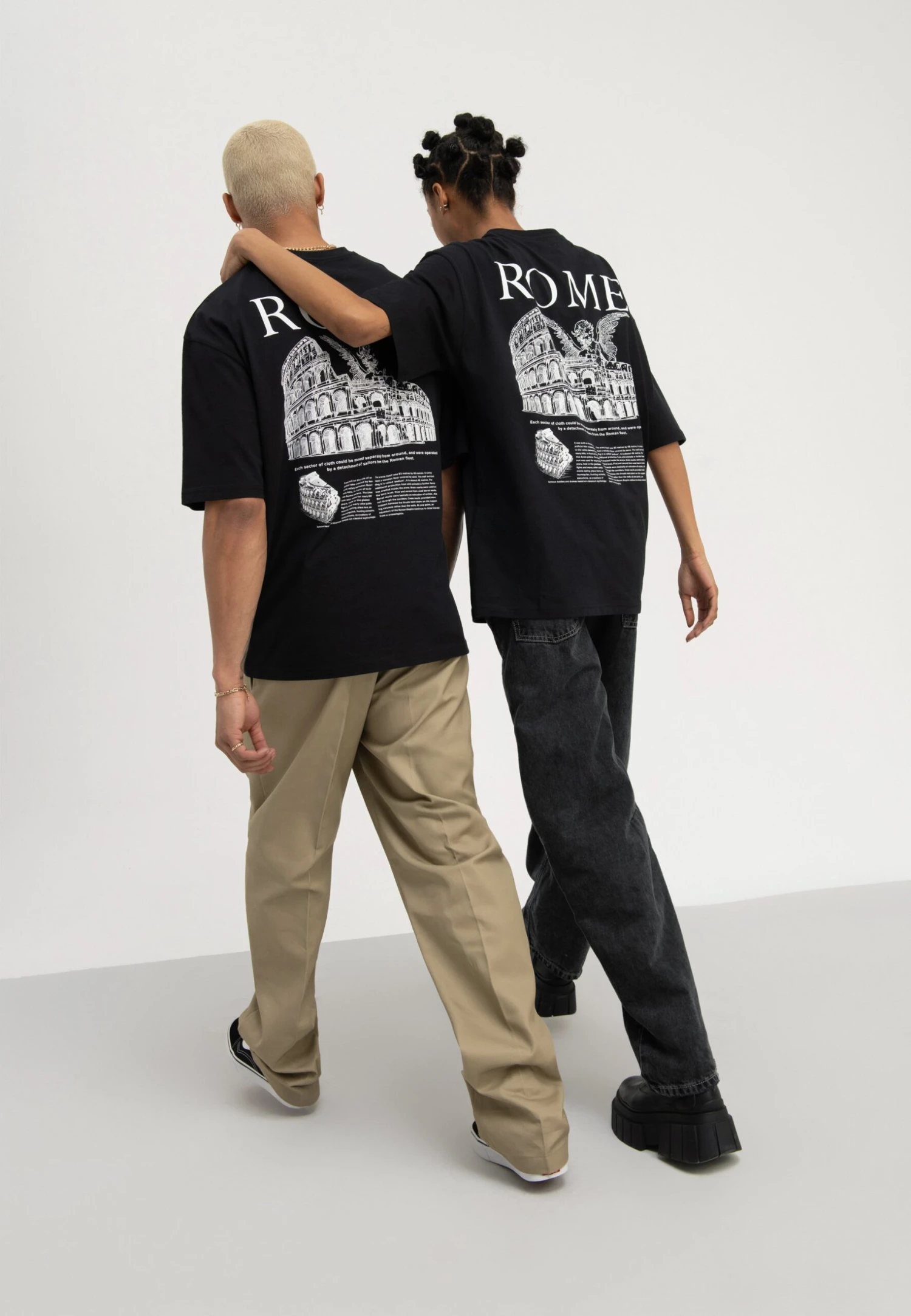 YOURTURN Rome Tee UnisexT-Shirt Con StampaBlack Donna T-shirt E Top YO121010C-Q11 3 YOURTURN Rome Tee UnisexT-Shirt Con StampaBlack Donna T-shirt E Top YO121010C-Q11