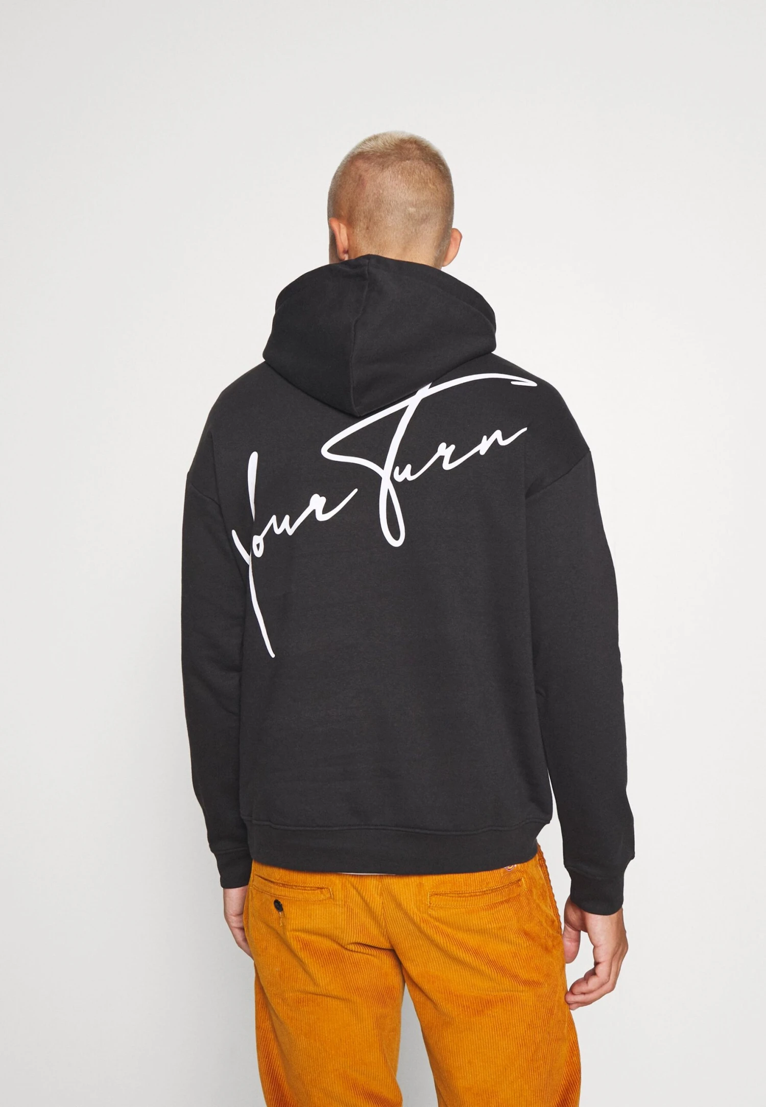 YOURTURN Bold Script Hoodie UnisexFelpaBlack Uomo Maglieria E Felpe YO12100GX-Q11 3 YOURTURN Bold Script Hoodie UnisexFelpaBlack Uomo Maglieria E Felpe YO12100GX-Q11